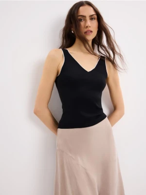 Mohito - Dopasowany czarny top - czarny