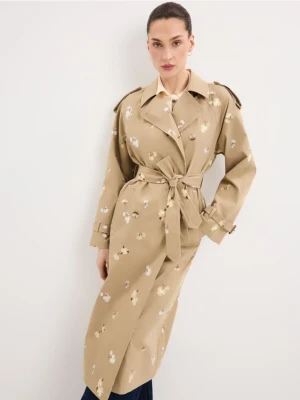 Mohito - Dwurzędowy trencz z haftem - beżowy