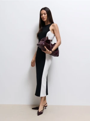 Mohito - Dzianinowa sukienka midi - czarny