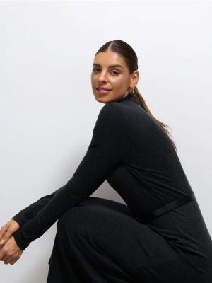 Mohito - Dzianinowa sukienka midi - szary