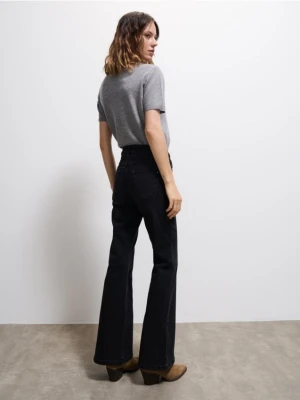 Mohito - Jeansy flare push up - czarny