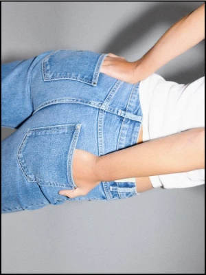 Mohito - Jeansy mom slim - niebieski