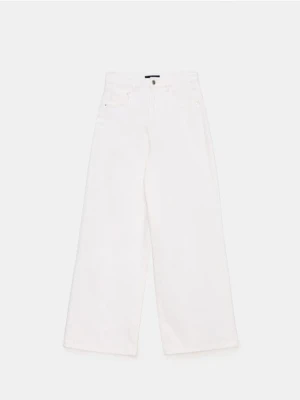 Mohito - Jeansy wide leg - biały