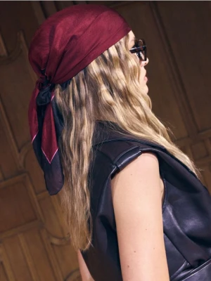 Mohito - Jedwabna apaszka - kasztanowy