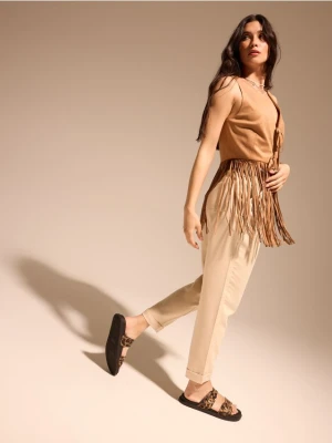 Mohito - Kamizelka z frędzlami - beżowy