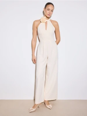 Mohito - Kombinezon z kwiatem 3D - beżowy