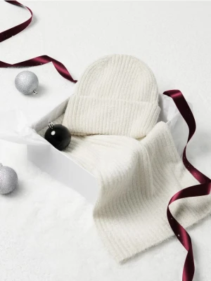 Mohito - Komin z błyszczącą nitką - kremowy