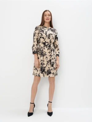 Mohito - Koszulowa beżowa sukienka mini - beżowy