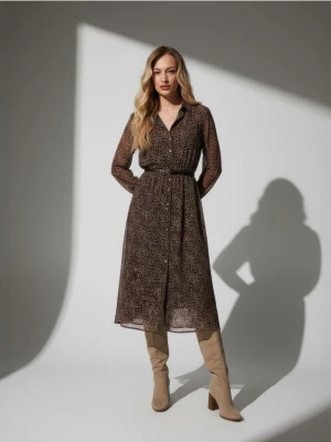 Mohito - Koszulowa sukienka midi w panterkę - beżowy
