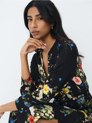 Mohito - Koszulowa sukienka midi z wiskozy - czarny