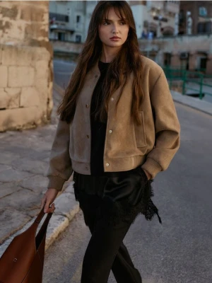 Mohito - Kurtka bomberka - beżowy