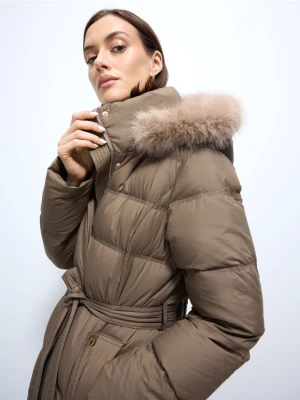 Mohito - Pikowany płaszcz z naturalnym puchem - beżowy