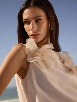 Mohito - Bluzka z kwiatami 3D - beżowy