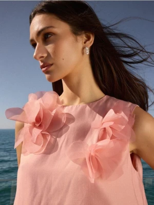 Mohito - Bluzka z kwiatami 3D - różowy