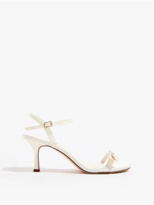 Mohito - Sandały na szpilce - kremowy