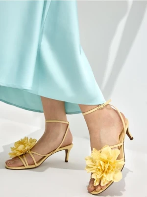 Mohito - Sandały na szpilce - żółty