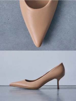 Mohito - Skórzane beżowe czółenka - beżowy