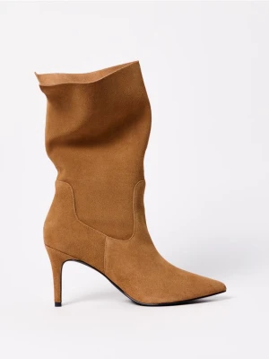 Mohito - Skórzane brązowe kozaki na szpilce - brązowy