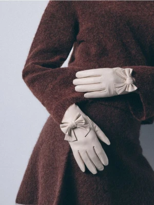 Mohito - Skórzane rękawiczki - kremowy