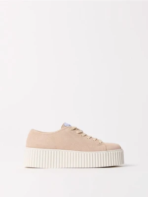 Mohito - Skórzane sneakersy - beżowy