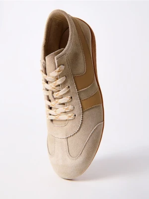 Mohito - Skórzane sneakersy - beżowy