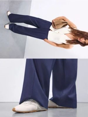 Mohito - Skórzane sneakersy - beżowy