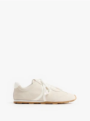 Mohito - Skórzane sneakersy - beżowy