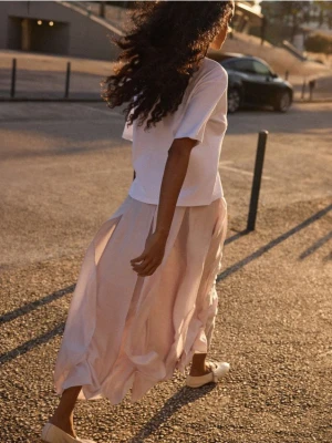 Mohito - Spódnica midi o kroju litery A - pastelowy różowy