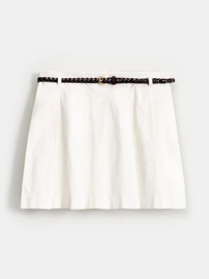 Mohito - Spódnico-szorty z paskiem - kremowy