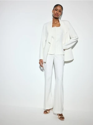 Mohito - Spodnie flare - kremowy