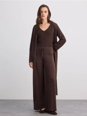Mohito - Spodnie wide leg z modalem - ciemnobrązowy