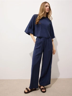 Mohito - Spodnie wide leg z modalem - granatowy