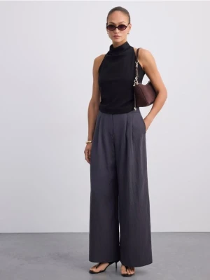 Mohito - Spodnie wide leg z zakładkami - szary