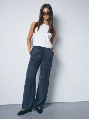 Mohito - Spodnie z cupro i wiskozy - szary