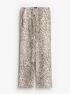 Mohito - Spodnie ze zwierzęcym printem - kremowy