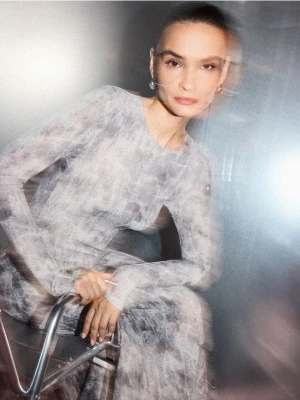 Mohito - Sukienka maxi z metalizowaną nitką - beżowy