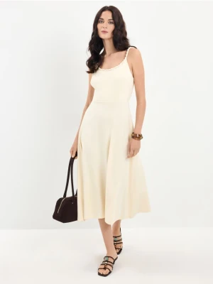 Mohito - Sukienka midi na ramiączkach - kremowy