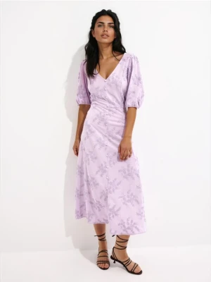 Mohito - Sukienka midi z bufiastymi rękawami - lawendowy