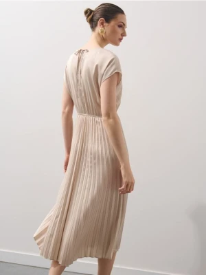 Mohito - Sukienka midi z krótkim rękawem - beżowy