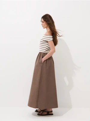 Mohito - Sukienka midi z odkrytymi ramionami - beżowy