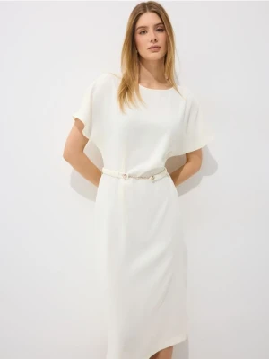 Mohito - Sukienka midi z paskiem - beżowy