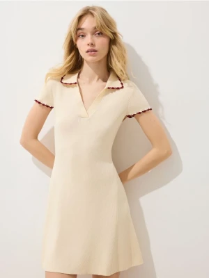 Mohito - Sukienka mini z kołnierzem polo - beżowy