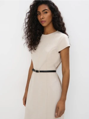 Mohito - Sukienka mini z paskiem - beżowy