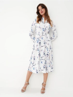 Mohito - Szmizjerka midi w kwiatowy wzór - granatowy