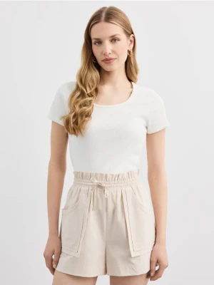 Mohito - T-shirt basic slim - kremowy