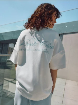 Zdjęcie produktu Mohito - T-shirt oversize - kremowy