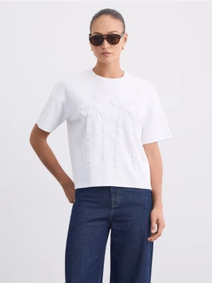 Zdjęcie produktu Mohito - T-shirt z aplikacją - biały