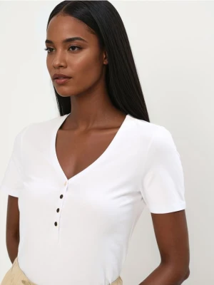 Mohito - T-shirt z dekoltem V - biały