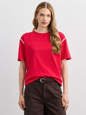 Mohito - T-shirt z ozdobnym haftem - czerwony