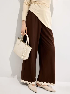 Mohito - Torebka z brelokiem - kremowy